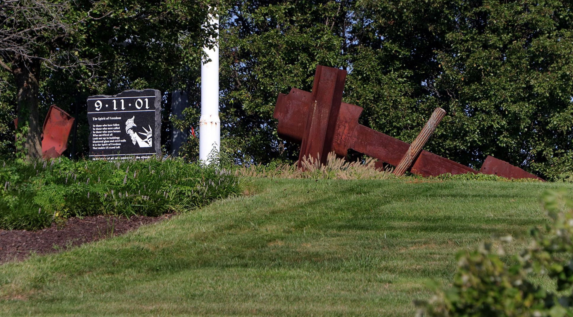 9/11 memorials